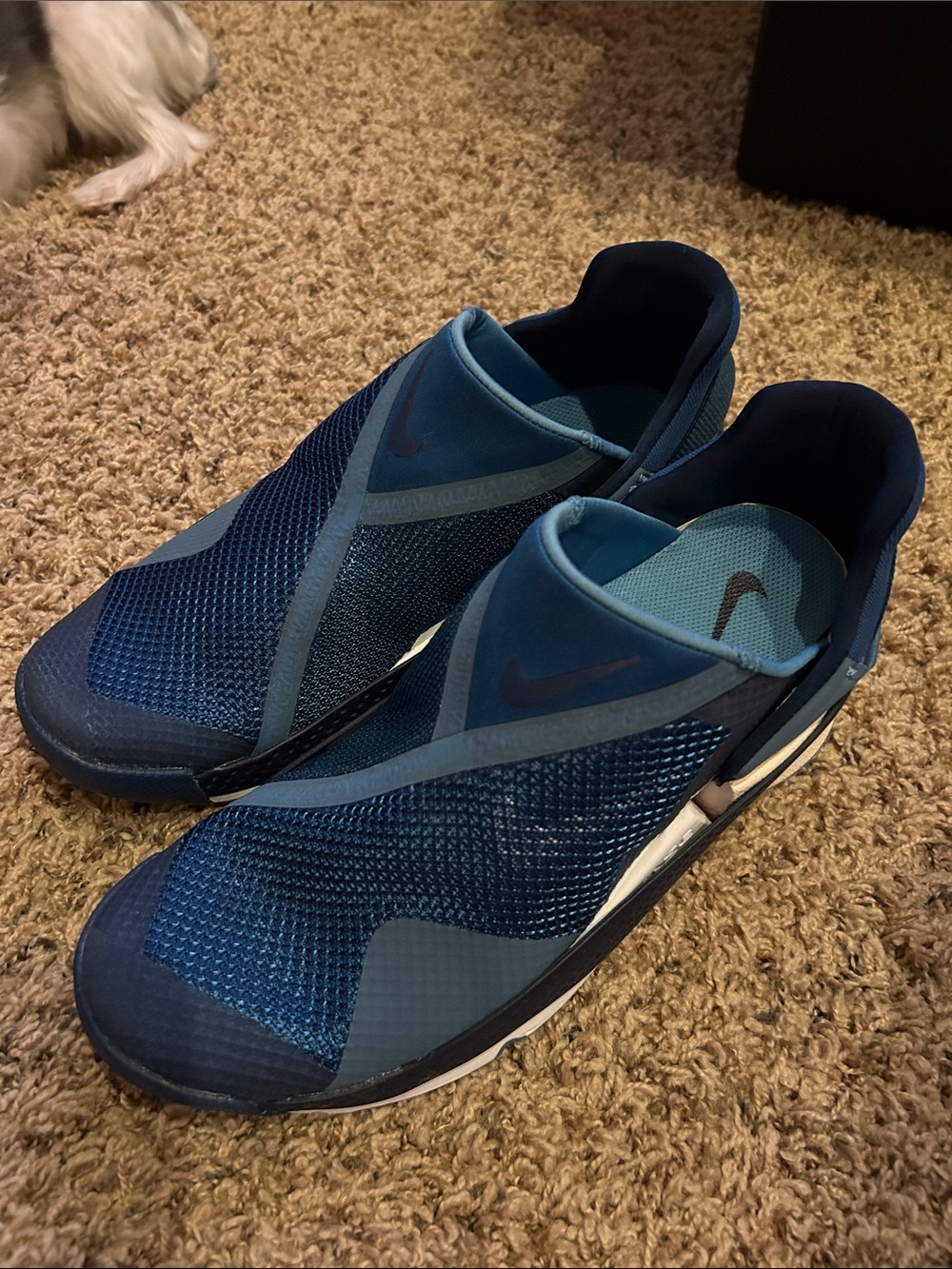 Nike Men’s Flyease Slip-On Sneakers - Navy/Teal